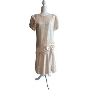 Vintage 80s Gilberti Lace Drop Waist Dress with Bow detail 14